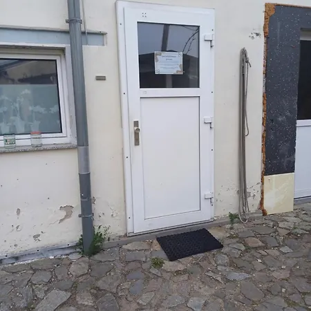 Monteurswohnung Und Apartamento *